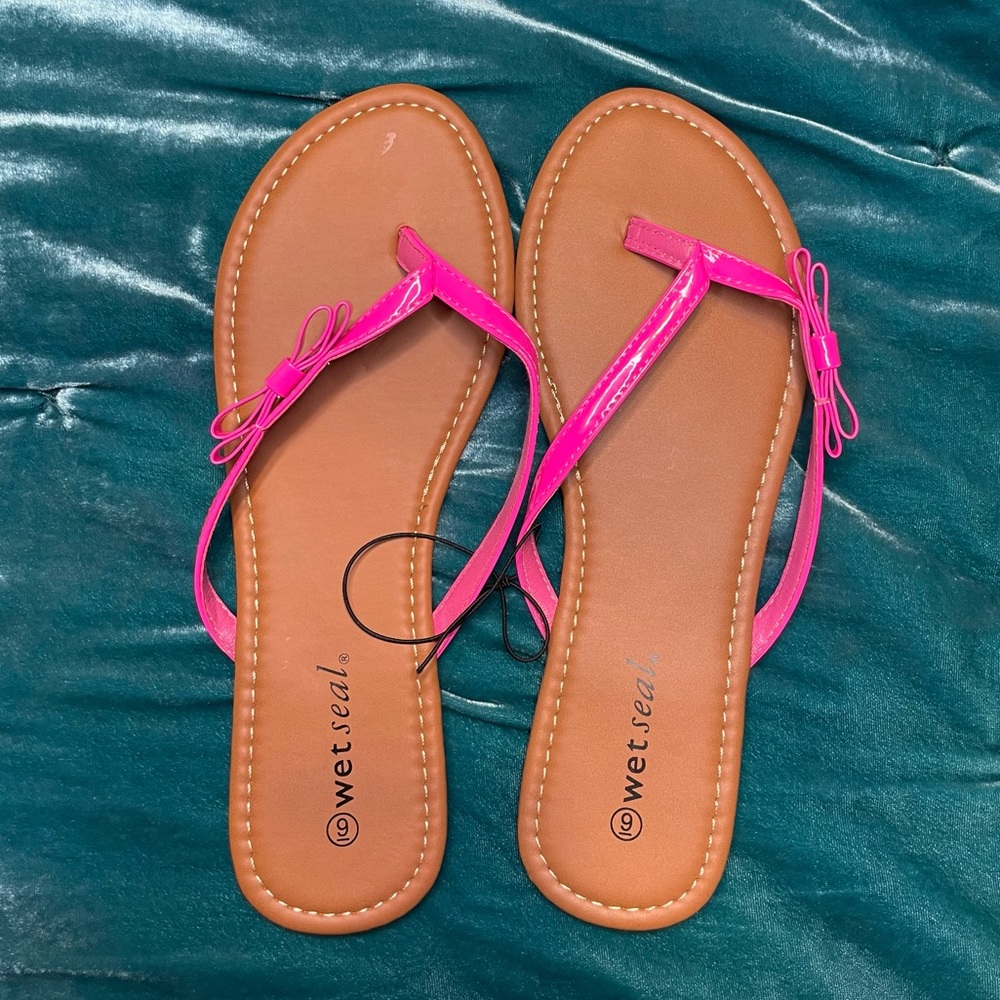NWT Wet Seal Thong Sandals